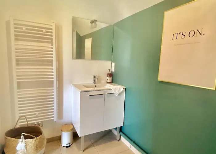 Apartment Vue Imprenable Sur Le Chateau De *