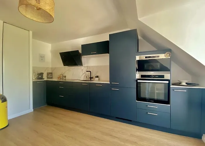 Vue Imprenable Sur Le Chateau De